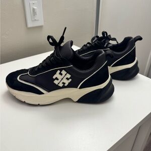 Good Luck Trainer Tory Burch